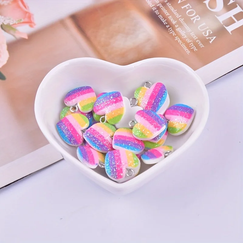 10 個のカラフルなハート樹脂チャームかわいい混合色のラブハ - Resin Art Engagement のレビューと価格