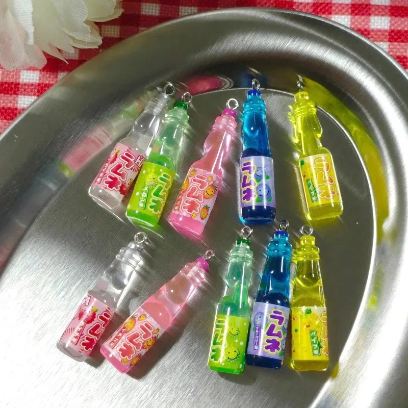 10個入り 小さなソーダボトル レジンチャーム 可愛い飲料ボ - Resin Art Engagement のレビューと価格