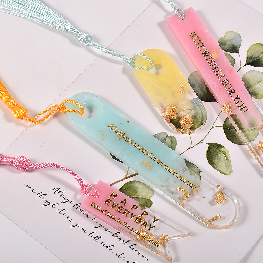 楕円形のしおりシリコーン型ハートしおりエポキシ樹脂鋳造金型  - Resin Art Made Simple Book のレビューと価格